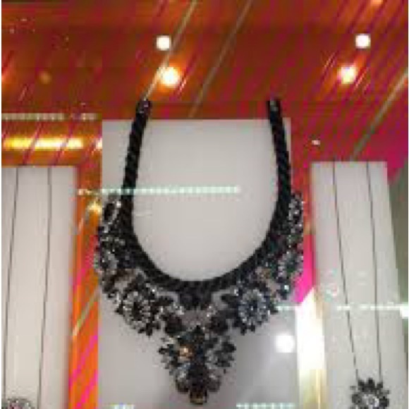 Special Authentic Swarovski Black Shourouk Collar Necklace. - Picture 13 of 14